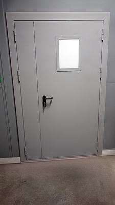 Полуторная дверь с окном